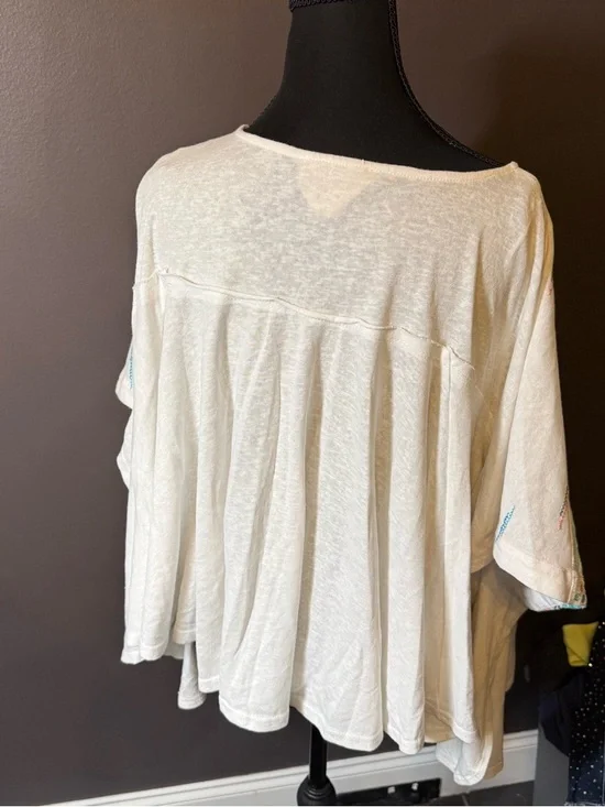 Savanna Jane Cream Scoop Neck Tunic with Vibrant Floral Embroidery - Picture 4 of 5